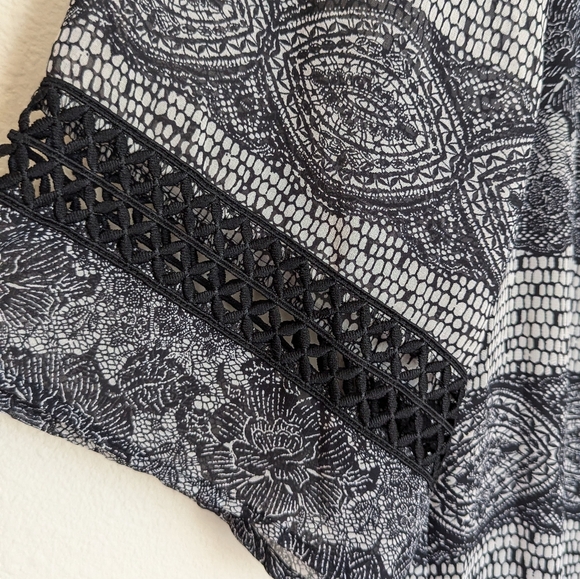 NWOT En Focus Studio Black and White Patterned Dress Size 10 - Picture 3 of 4